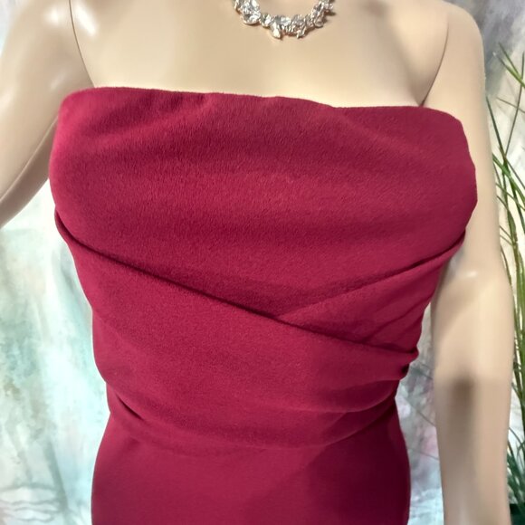 📌Lulus Evening - Formal - Prom - Cruise Strapless Dress w/ Long Side Slit - Picture 3 of 16